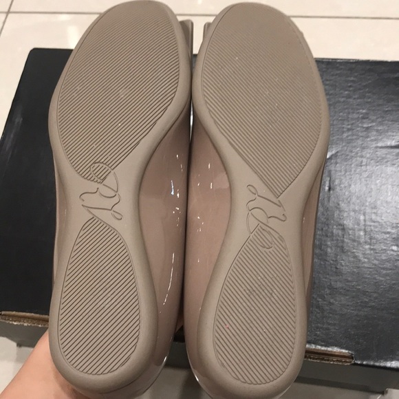💯 authentic Roger vivier flat - Picture 4 of 6